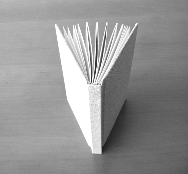 04. Folding the Sheets - iBookBinding - Bookbinding Tutorials & Resources